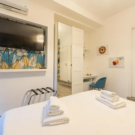 De Gasperi 55 לינה וארוחת בוקר