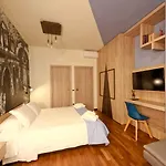 De Gasperi 55 Napels