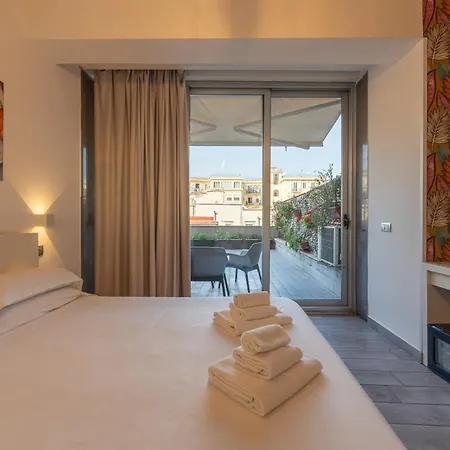 De Gasperi 55 4* نابولي