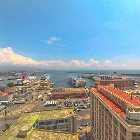 De Gasperi 55 4* ナポリ